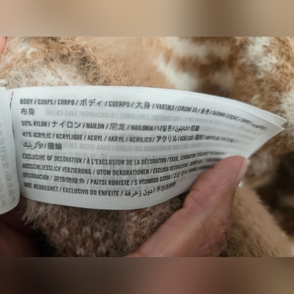 Soft A&F collection neutral animal sweater balloon sleeve medium m - Picture 2 of 8